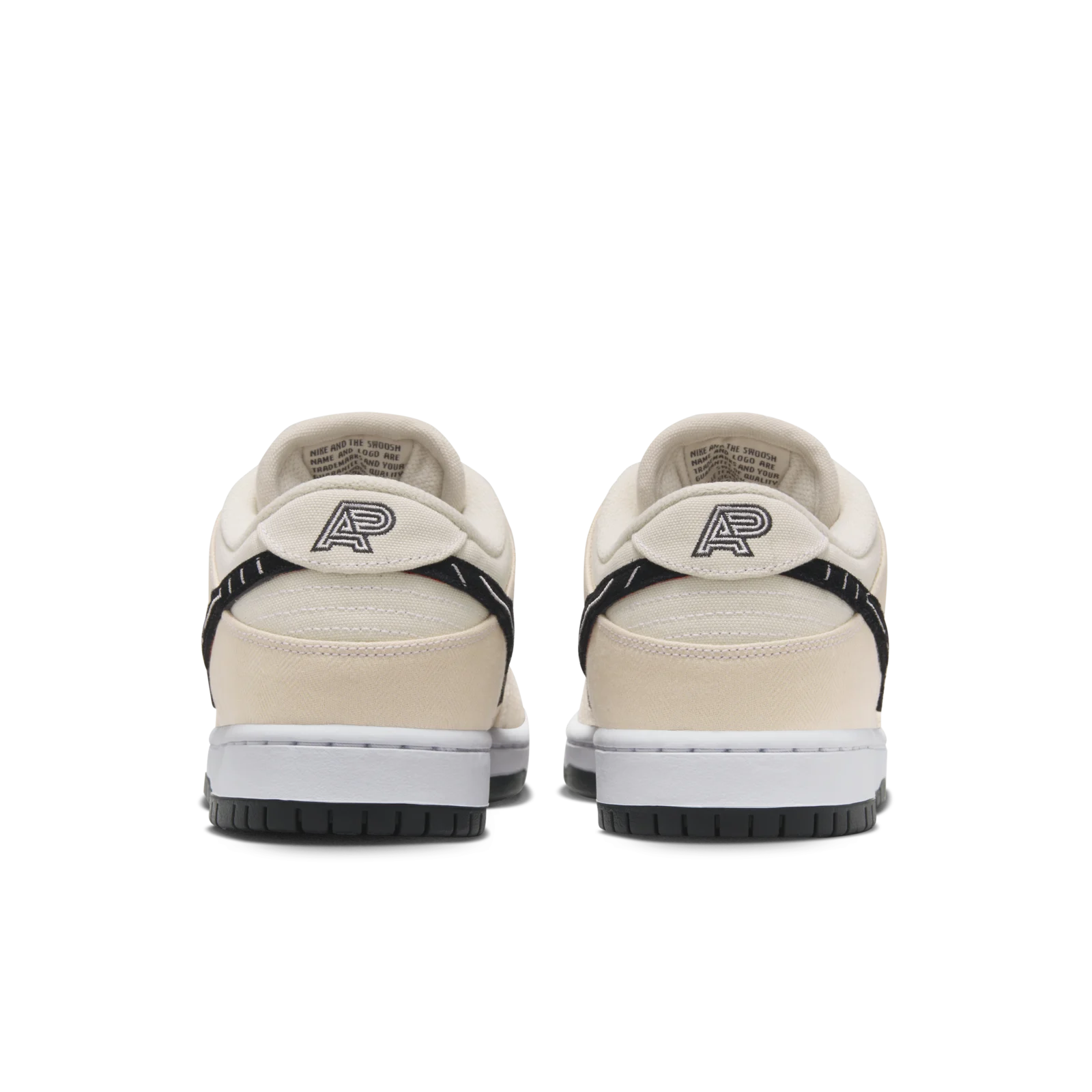 Nike SB Dunk Low Albino & Preto