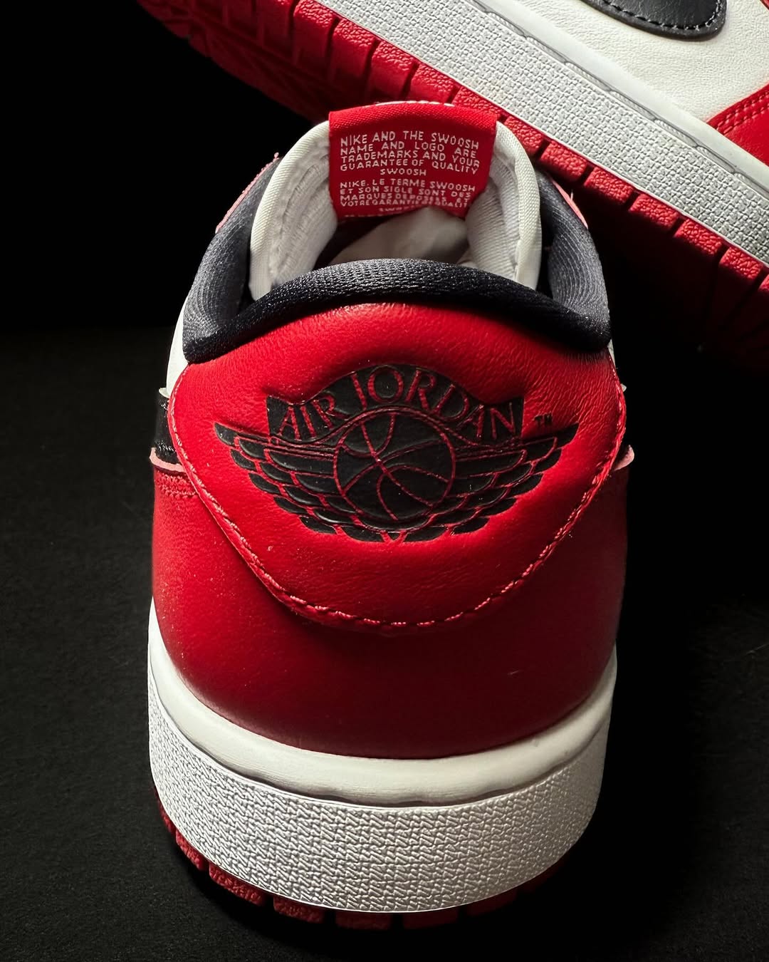 AJ1 LOW OG CHICAGO