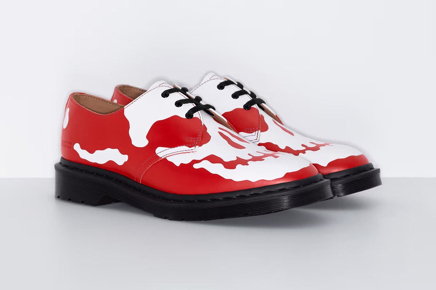 Supreme y Dr. Martens