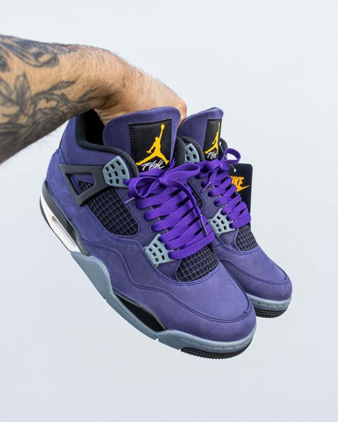 LAKESHOW x AJ4