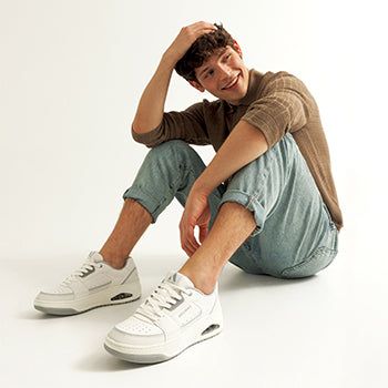 Skechers