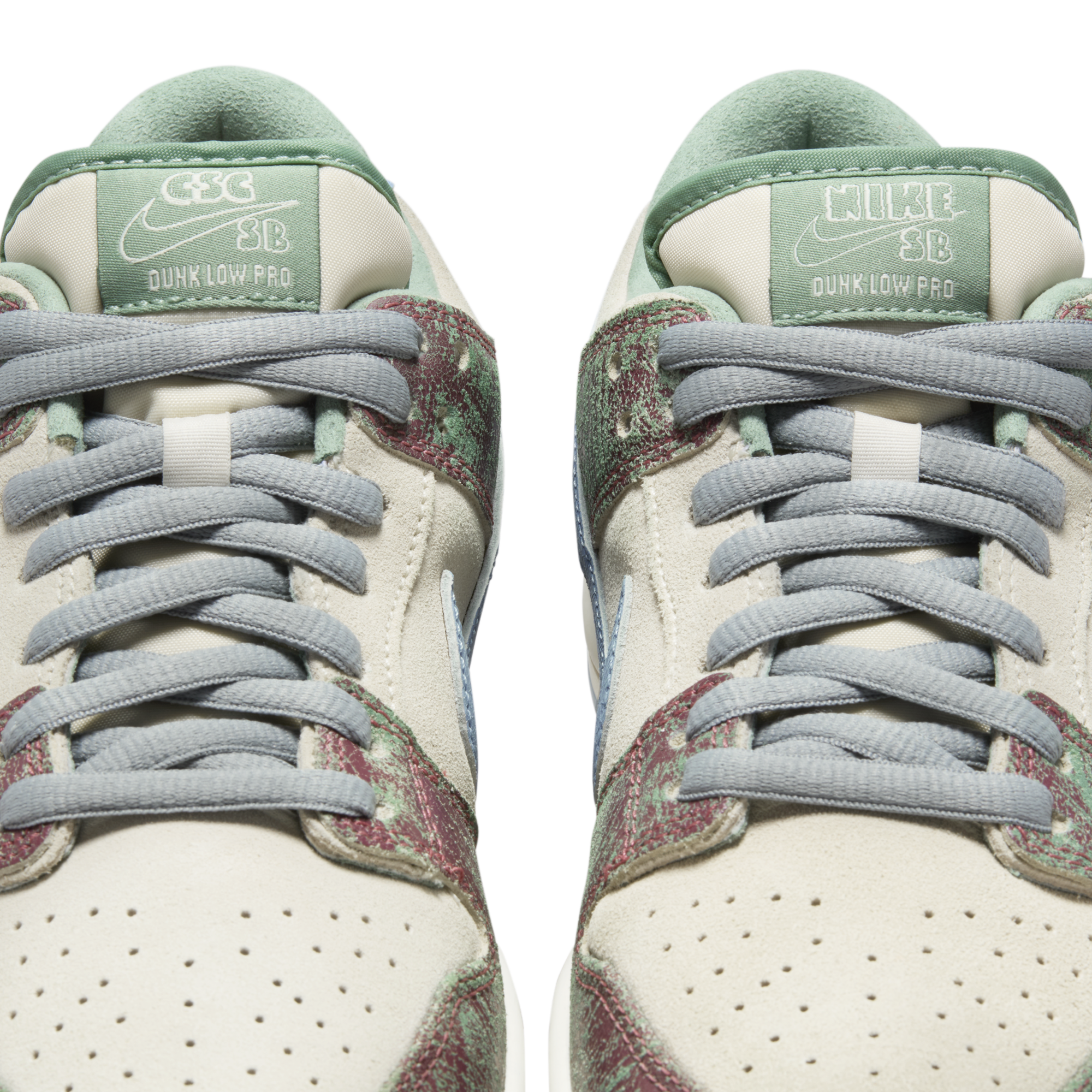 Nike Dunk SB Crewshaw Skate Club