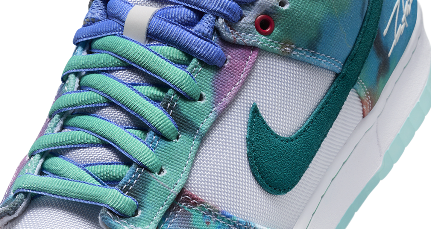 Nike SB Dunk x Futura Laboratories