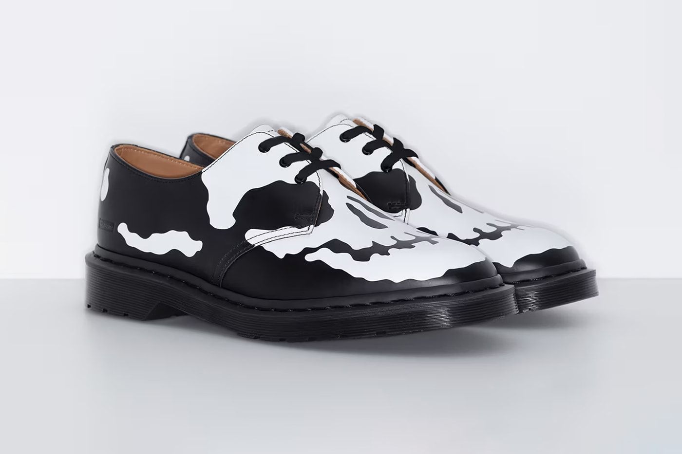 Supreme y Dr. Martens