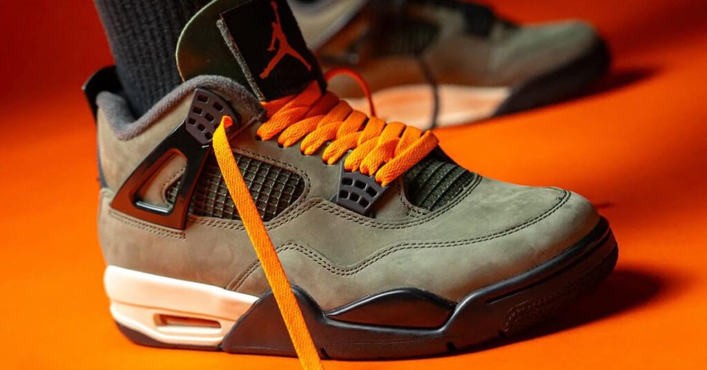 Air Jordan 4 x UNDEFEATED