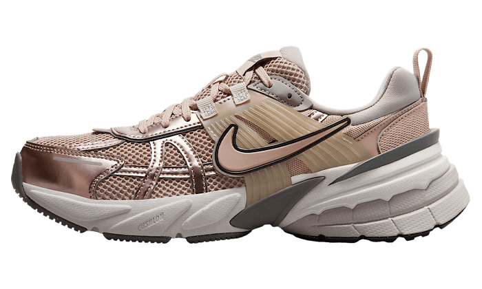NIKE V2K RUN Particle Beige