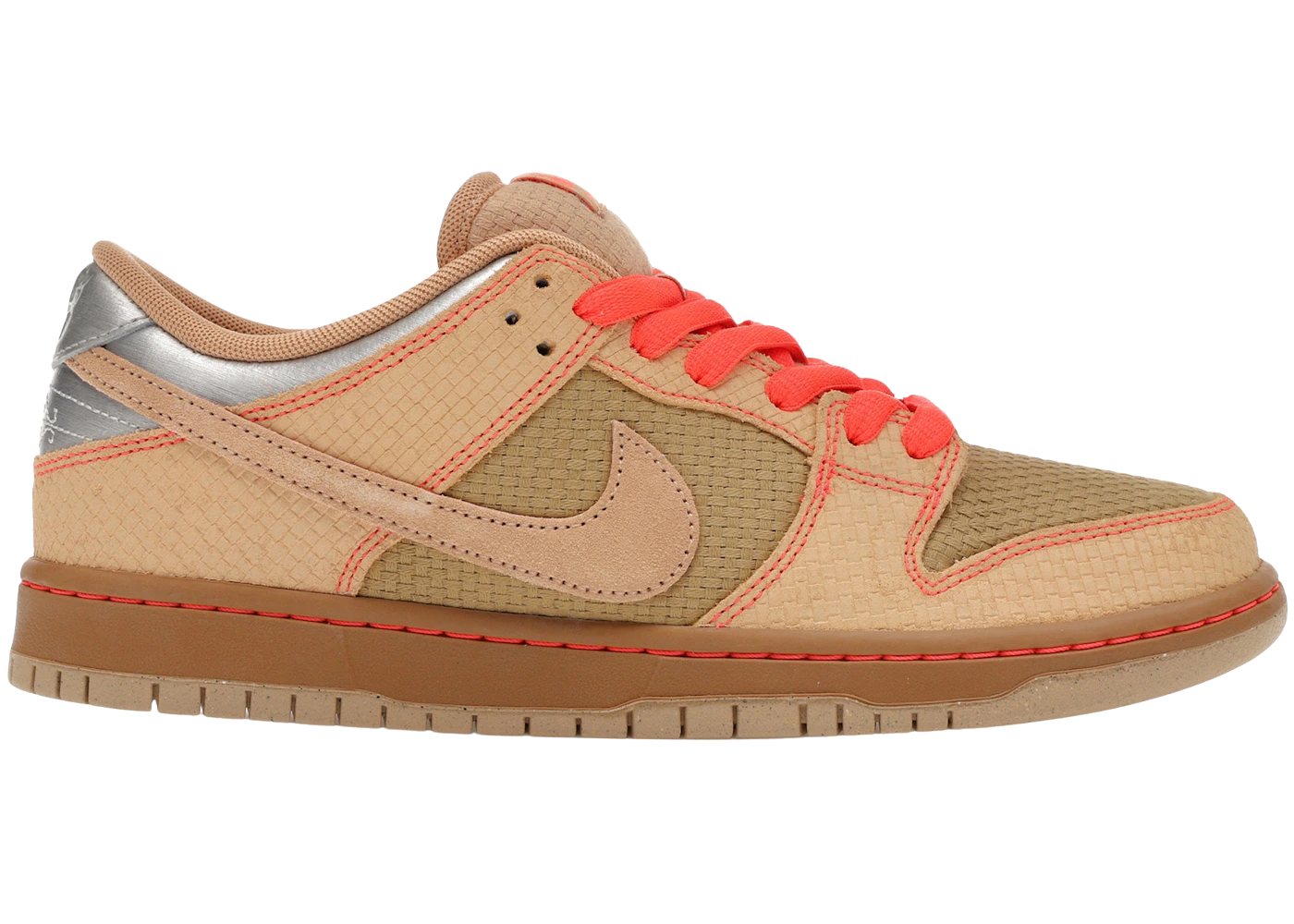 Nike SB Dunk Low Pro - Som Tum